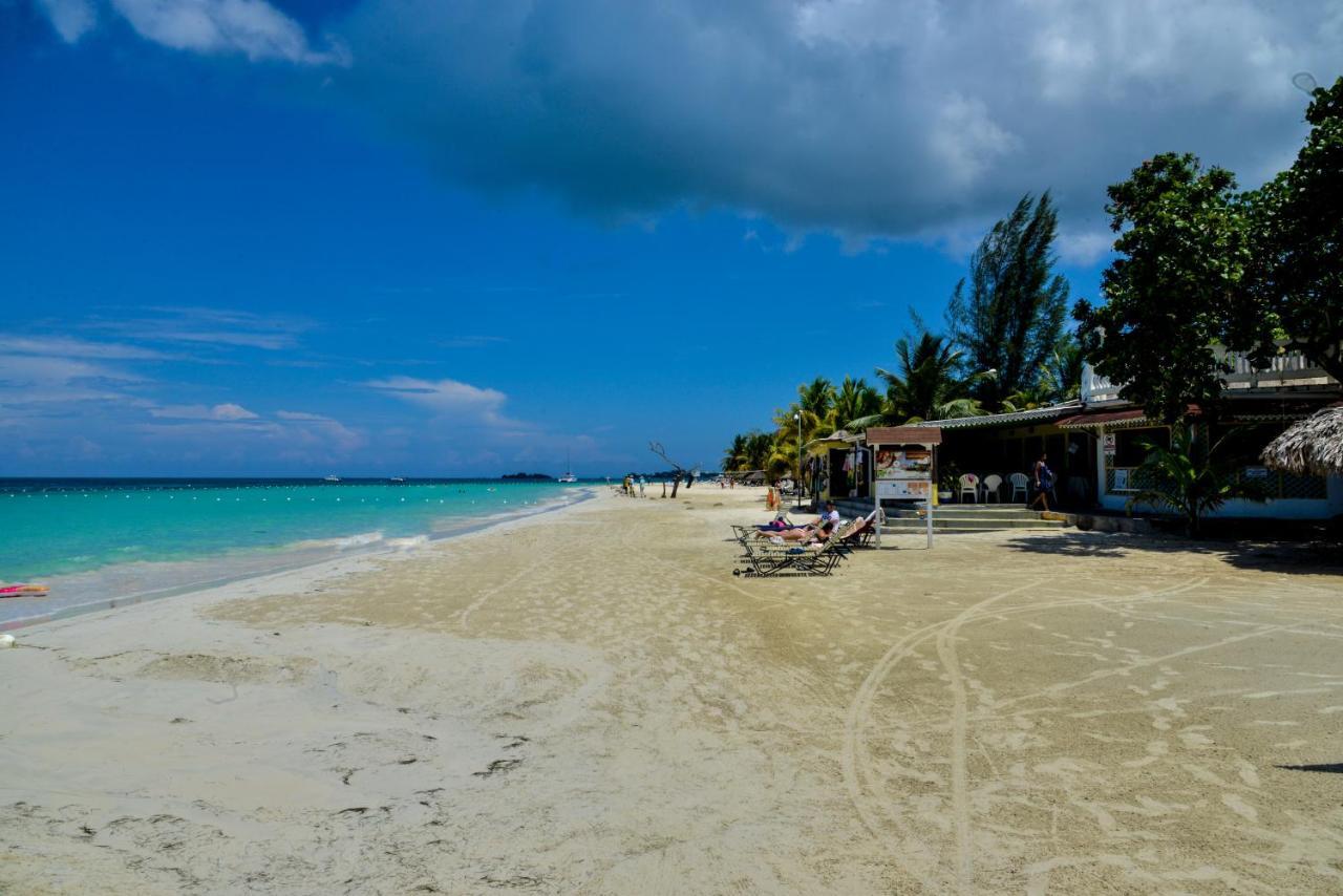 Foote Prints On The Sands Hotel Negril Dış mekan fotoğraf